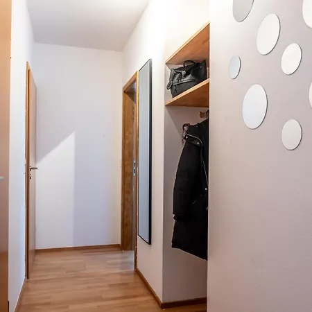 Apartment Klassen Apartments! Schnuckeliges * Mit Balkon * In * Fuer Vier Personen Im Eg